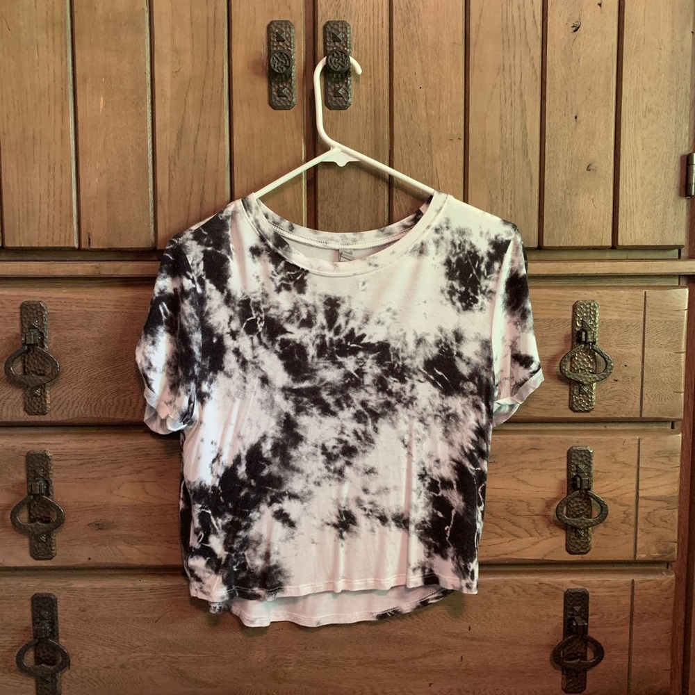 Tie dye graphic tee